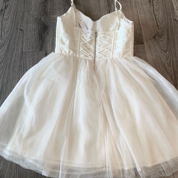 NWT White Dress - Dainty Hooligan Ark & Co. Bridal Shower / Rehearsal Dinner - Picture 3 of 5